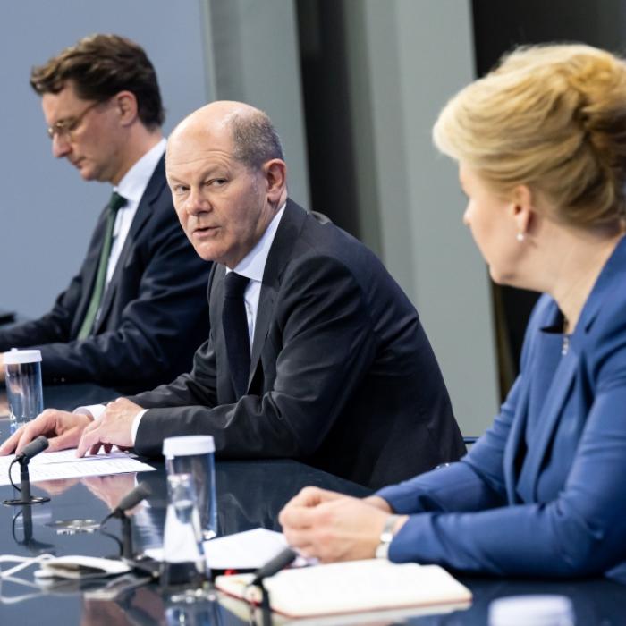 2G-plus und neue Quarantäneregeln! DAS wurde in der MPK beschlossen