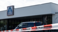 Die Polizei geht im Fall der tödlichen Schüsse in einem Supermarkt in Schwalmstadt davon aus, dass ein Mann zuerst eine Frau und sich danach selbst getötet hat.