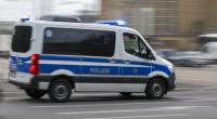 Ein Mann hat vier Mitarbeiter in einer Firma in Unterfranken angegriffen und schwer verletzt.