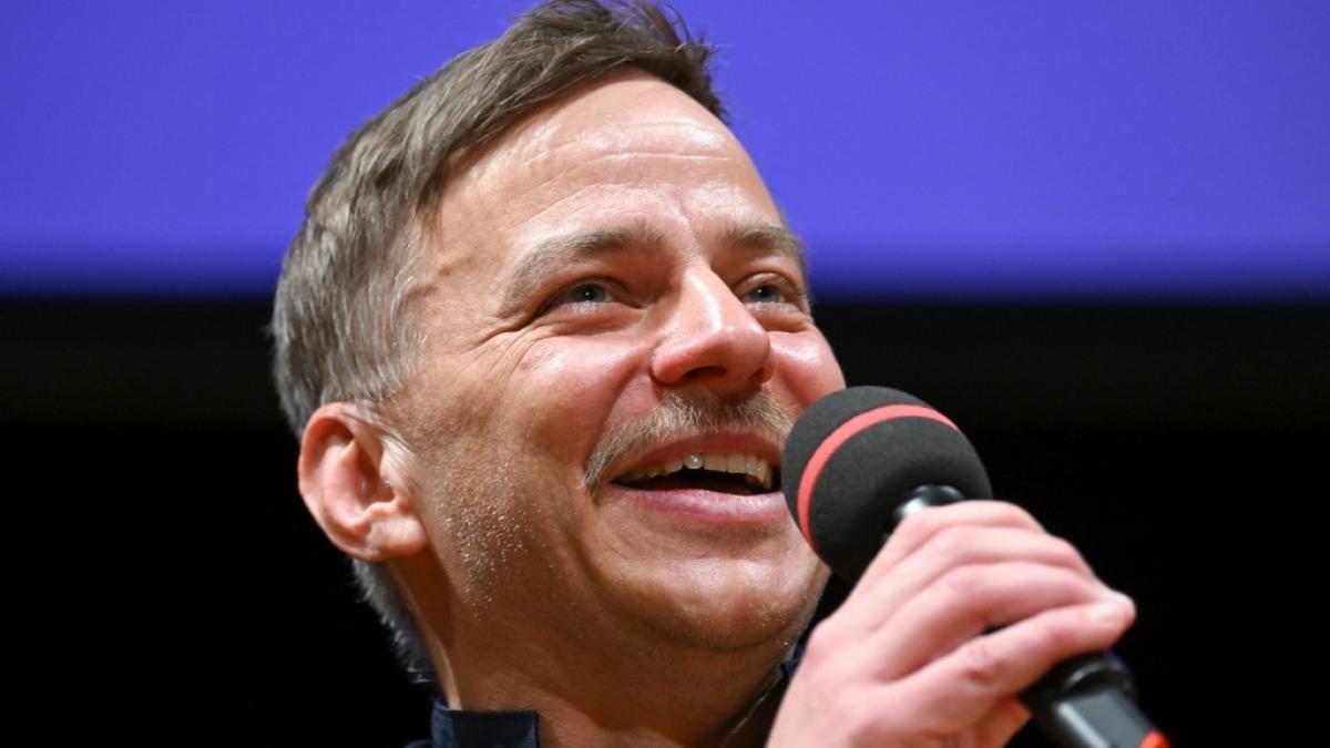 Schauspieler Thomas "Tom" Wlaschiha spricht w&auml;hrend einer Matinee zum 16. Dresdner Semperopernball in der Staatsoper. (Foto)