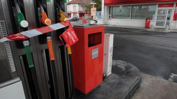 An einer Tankstelle im Süden Frankreichs fielen Schüsse - drei Menschen wurden dabei getötet (Symbolbild).