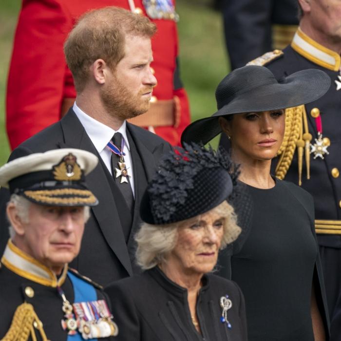 Eiskalt ausgeladen! Gedenkfeier zum 1. Queen-Todestag ohne die Sussexes