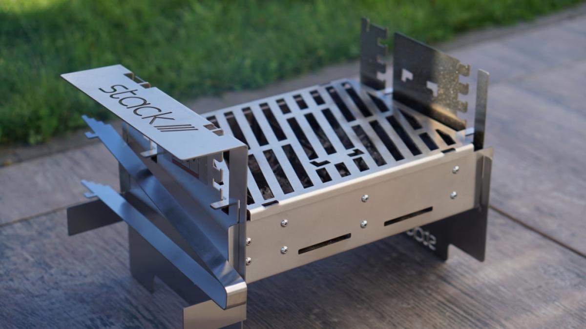 In wenigen Minuten ist der stack///grill zusammengesteckt. (Foto)