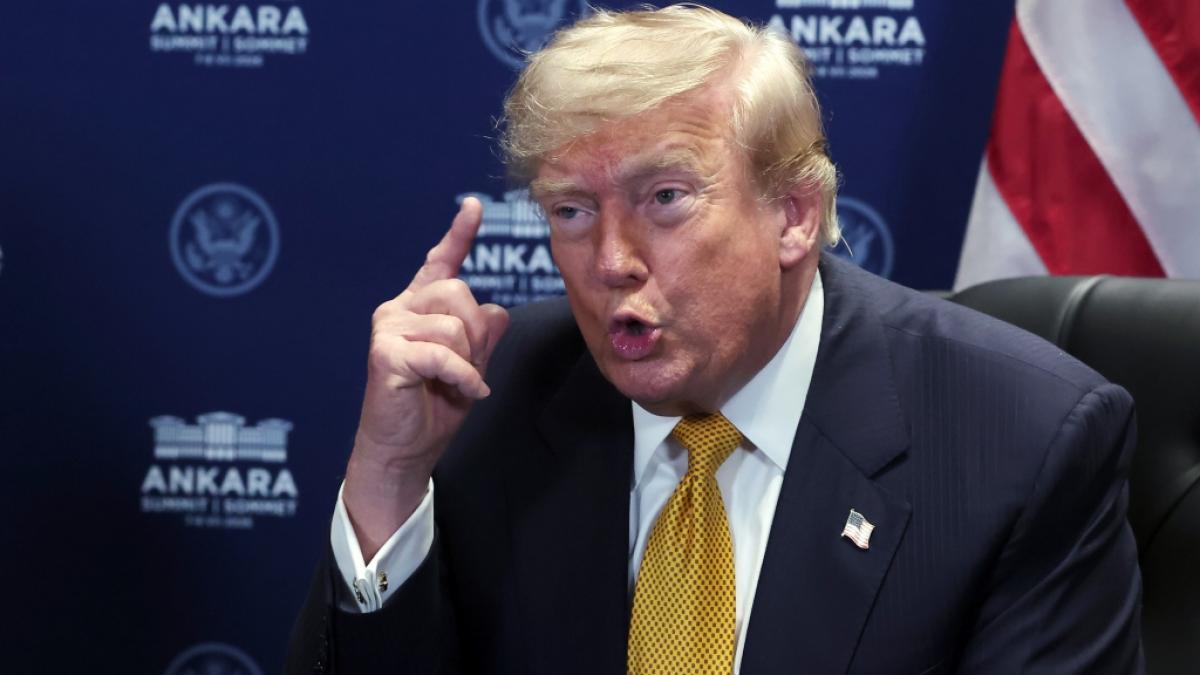 Dass seine mit dem Iran geschlossene Absichtserkl&auml;rung gescheitert ist, soll Donald Trump unmittelbar vor der Abreise zum Nato-Gipfel begriffen haben. (Foto)