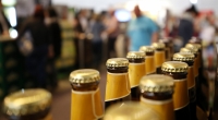 Brauereien beklagen hohe Kosten bei der Bierproduktion.