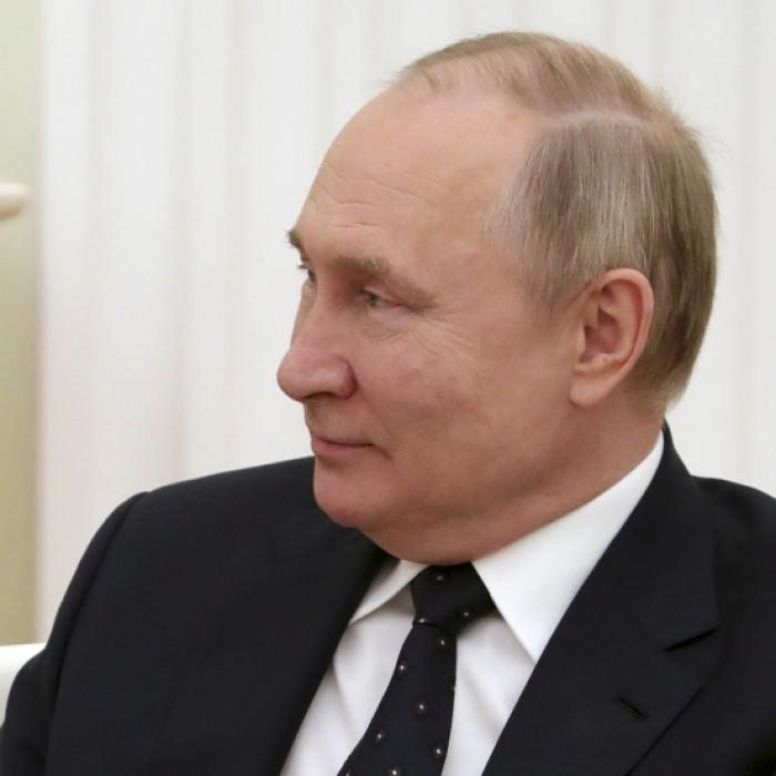 Frische Öl-Milliarden für den Horror-Krieg - Indien sabotiert Putin-Sanktionen