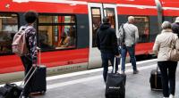 Am Pfingstwochenende könnte es in den Nahverkehrszügen der Deutschen Bahn voll werden.