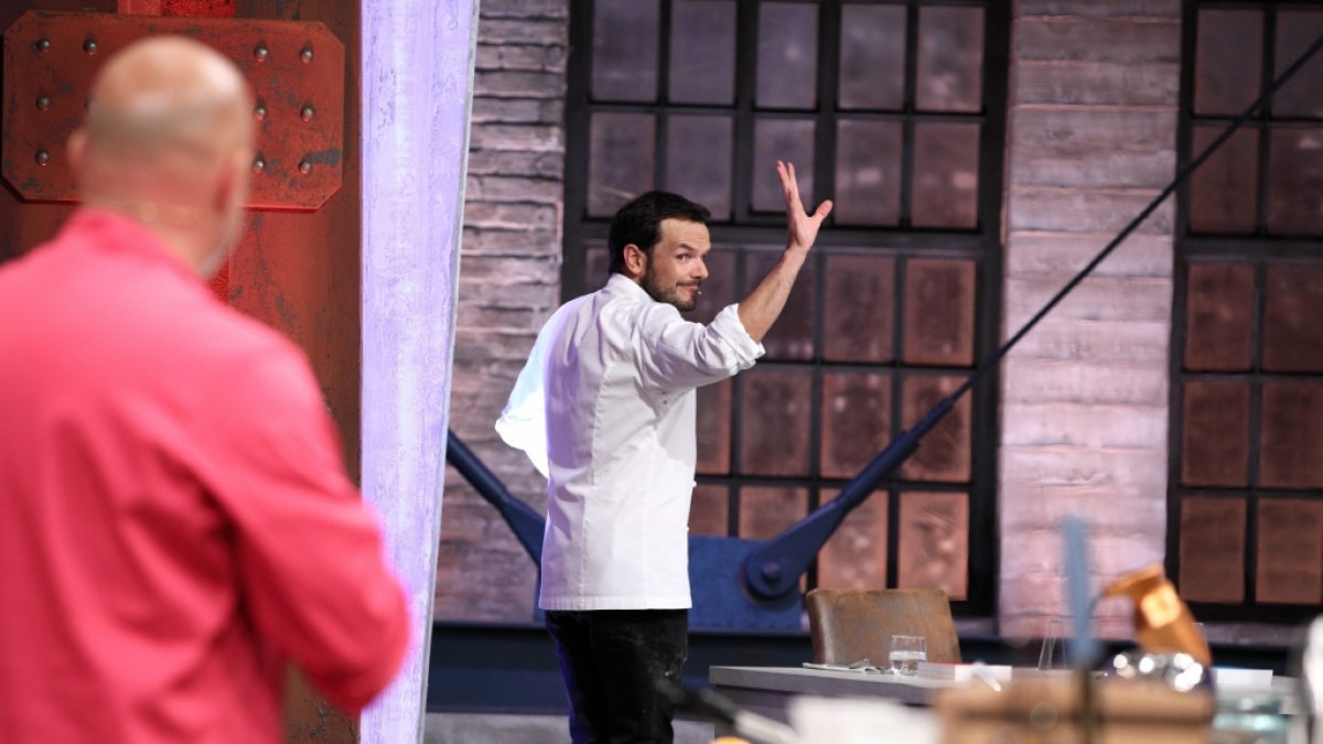 Steffen Henssler muss seine Show vorzeitig abbrechen. (Foto)