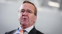 Außenminister Boris Pistorius lässt die Union im Unklaren darüber, wie die künftige Personalplanung der Bundeswehr aussehen soll. Selbst Partei-Kolleg:innen zeigen sich entrüstet.