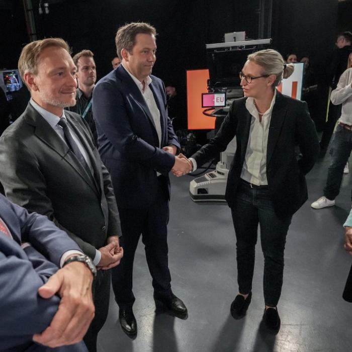 Nazi-Eklat vor laufender Kamera - SPD-Chef kanzelt AfD und Alice Weidel ab