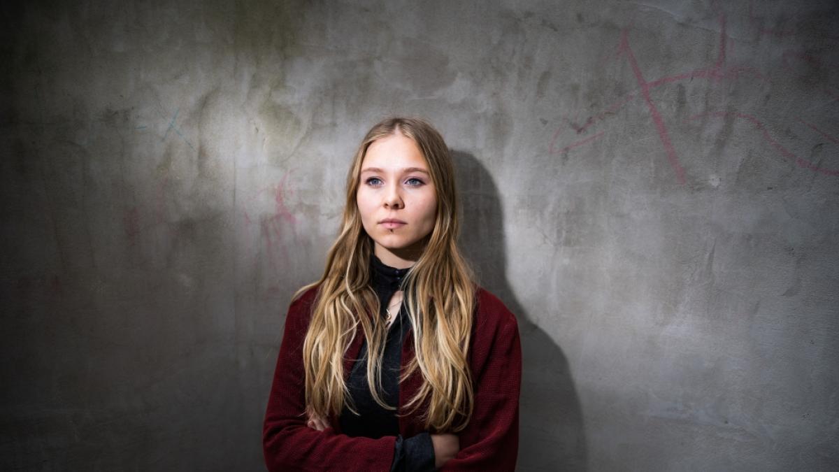 Aim&eacute;e van Baalen ist Sprecherin der Umweltgruppe Letzte Generation. (Foto)