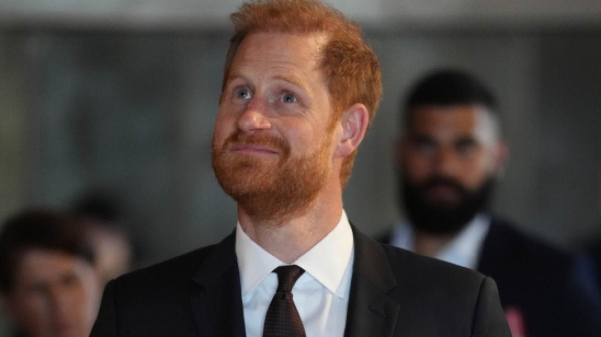 Hat Prinz Harry mit seinen &Auml;u&szlig;erungen gegen die Auflagen versto&szlig;en, die K&ouml;nig Charles III. vor dem Privattreffen mit seinem j&uuml;ngeren Sohn erteilt hat? (Foto)