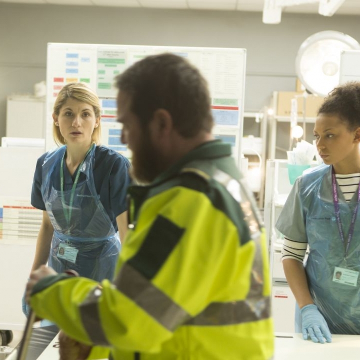 Wiederholung von Episode 2, Staffel 1 online und im TV