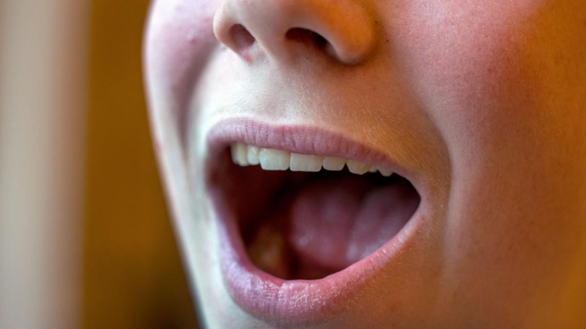 Mundgeruch sollte nicht ignoriert werden (Foto)