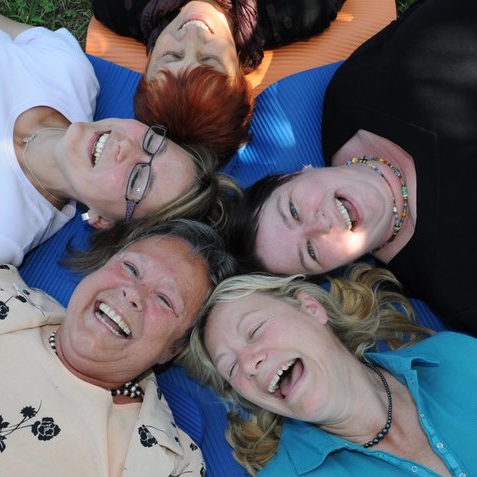 Lachen ohne Grund macht munter und gesund?!?