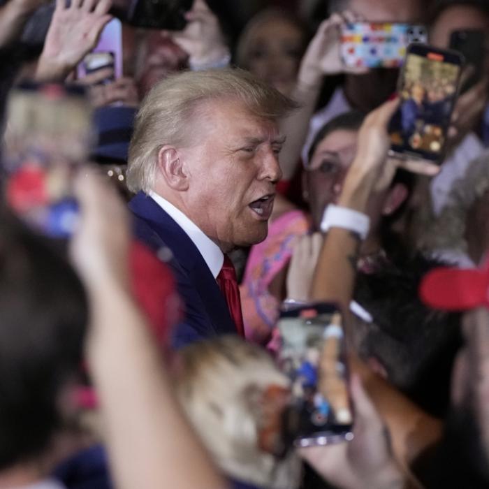 Irres Video aufgetaucht! Magier Uri Geller hält Trump-DNA unter Verschluss