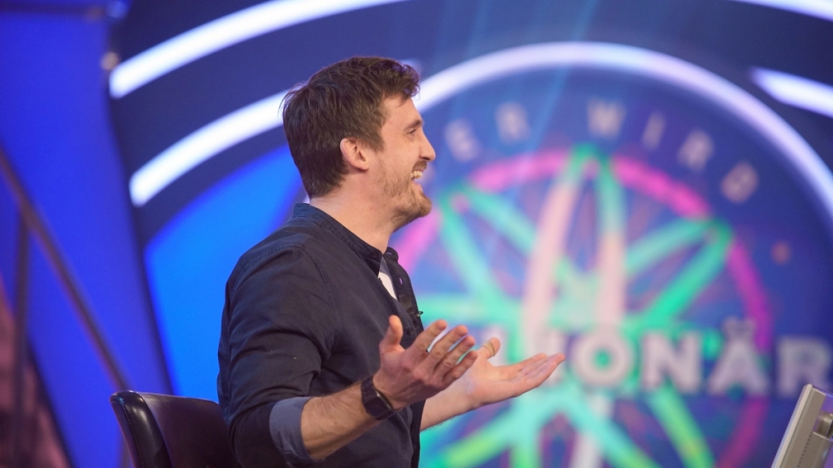So sehen Sieger aus: Ronald Tenholte aus K&ouml;ln sahnte bei G&uuml;nther Jauch den Millionengewinn ab. (Foto)