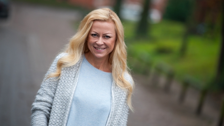 Ist Jenny Elvers etwa zu dünn?