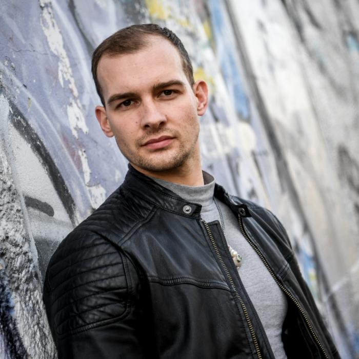 Ex-GZSZ-Star wegen paranoider Schizophrenie in Psychiatrie