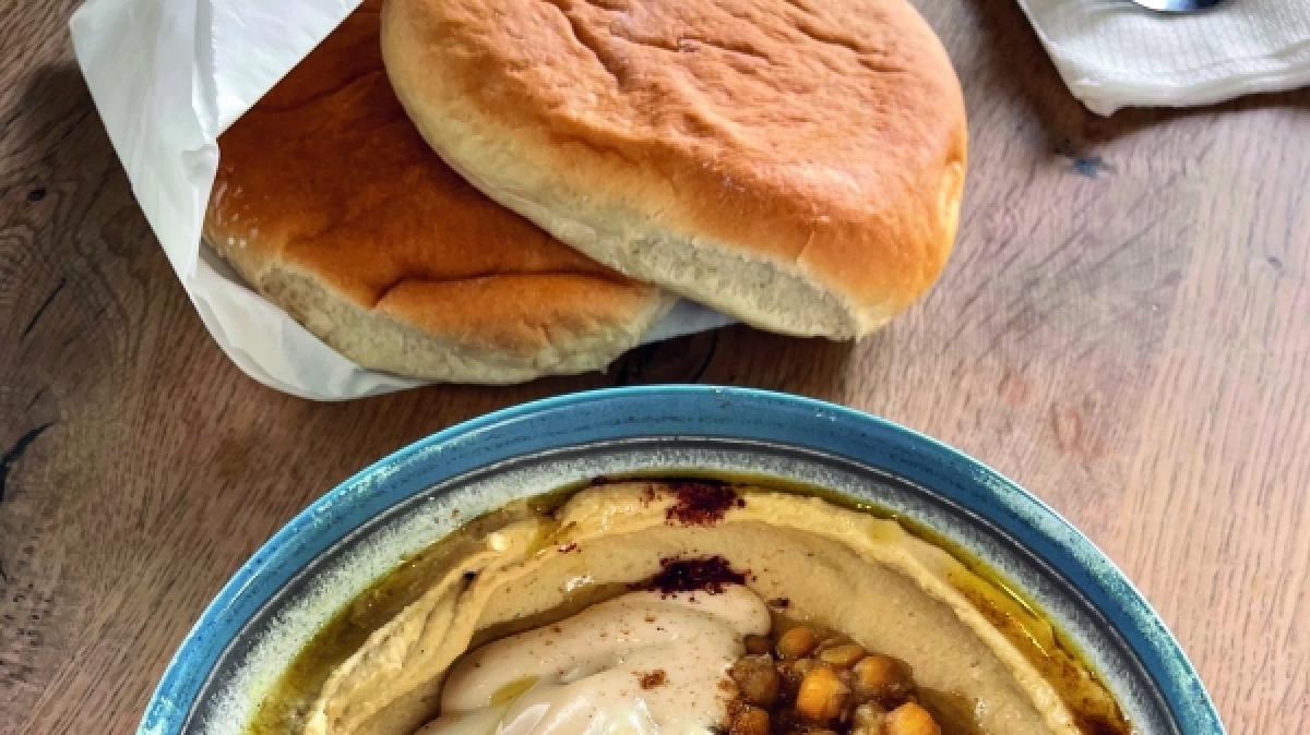 Im Kochbuch "Kanaan - das israelisch-pal&auml;stinensische Kochbuch" spielt&nbsp;Hummus eine zentrale Rolle. (Foto)