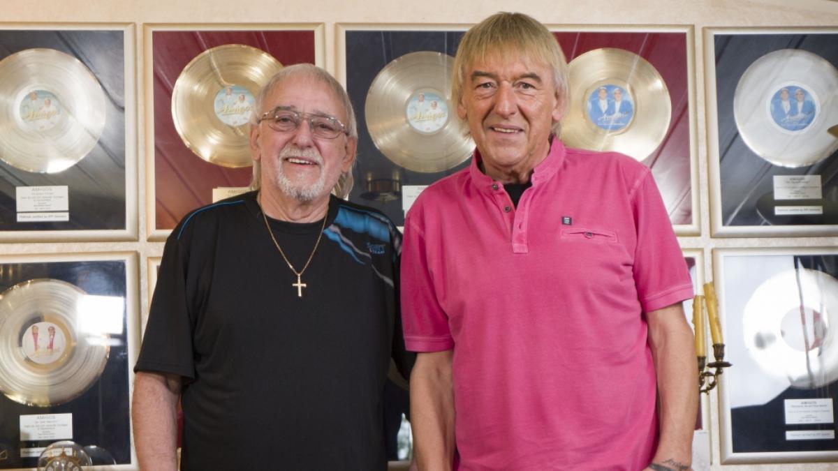 Karl-Heinz Ulrich (l.) feiert mit dem Schlager-Duo und seinem Bruder Bernd (r.) Chart-Erfolge. Jetzt ist seine Frau Doris an den Folgen einer Krebserkrankung gestorben. (Foto)