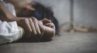 Eine 18-Jährige wurde mitten auf der Straße missbraucht.