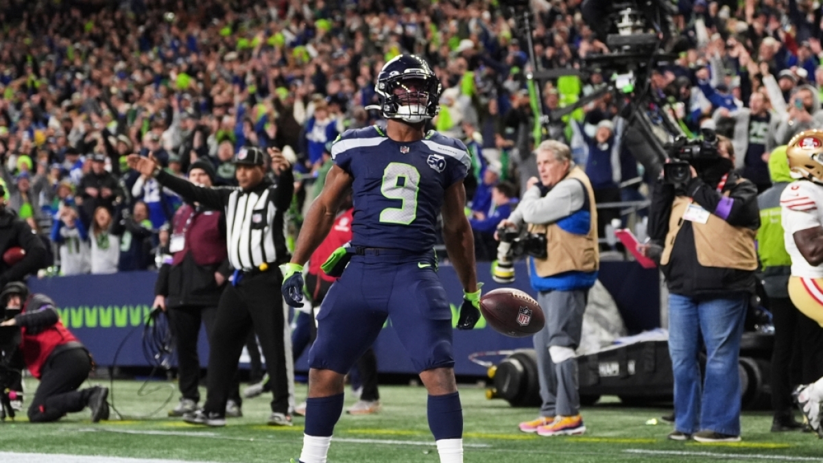 Kenneth Walker III von den Seattle Seahawks jubelt in der Endzone, am 17.01.2026. (Symbolbild) (Foto)