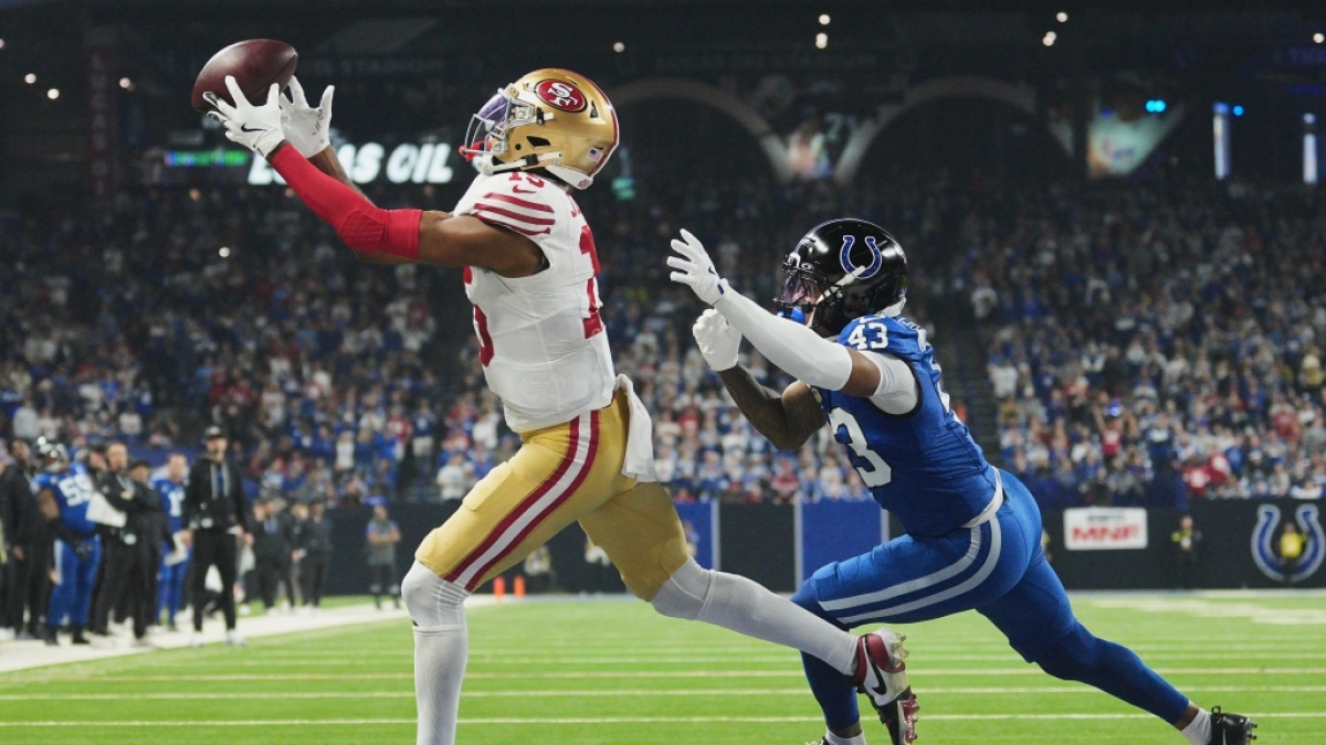 Jauan Jennings von den San Francisco 49ers f&auml;ngt den Ball, am 22.12.2025. (Symbolbild) (Foto)