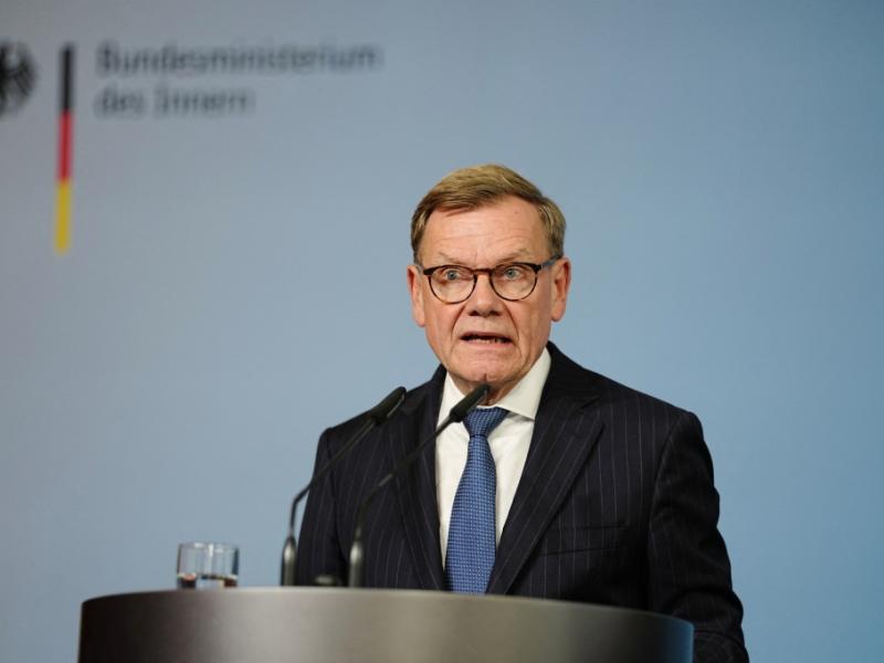 Johann Wadephul News: Wadephul übergibt in Panama Hilfsgüter für Erdbebenopfer