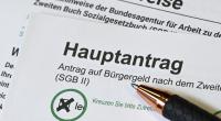 Nach den jüngsten Plänen der Ampel-Regierung soll Langzeit-Arbeitslosen der Einstieg ins Jobleben mit einem 1.000-Euro-Bonus versüßt werden.