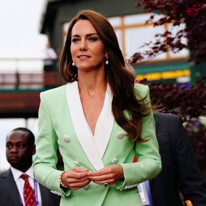 Mysteriöse Verbände nähren Spekulationen - Ist der Royal an Bulimie erkrankt?