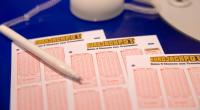 Die richtigen Gewinnzahlen im Eurojackpot machten eine Frau aus Baden-Württemberg mit einem Schlag um 54 Millionen Euro reicher.