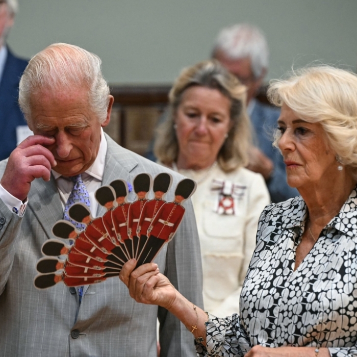 Royal verschwindet plötzlich aus Schottland - König Charles III. allein gelassen
