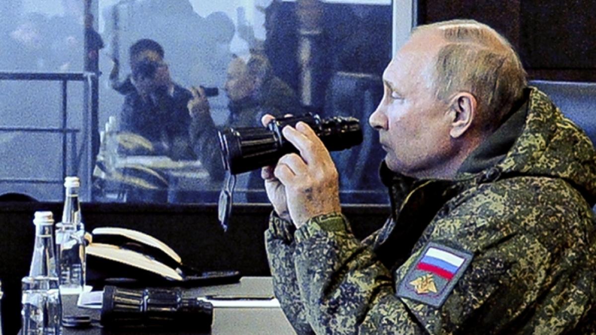 Wladimir Putins Weltuntergangs-Flieger wurde &uuml;ber Moskau gesichtet. (Foto)