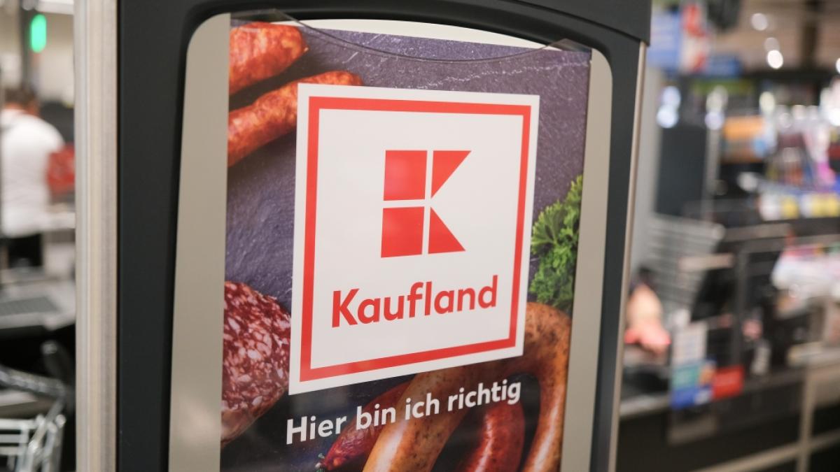 Wegen des Verdachts auf eine Belastung mit Noroviren ruft die Supermarktkette Kaufland tiefgek&uuml;hlte Erdbeeren seiner Eigenmarke K-Classic zur&uuml;ck. (Foto)