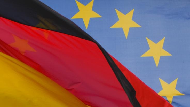 Laut einer aktuellen Umfrage haben die Bürger wenig Vertrauen gegenüber Europapolitikern.