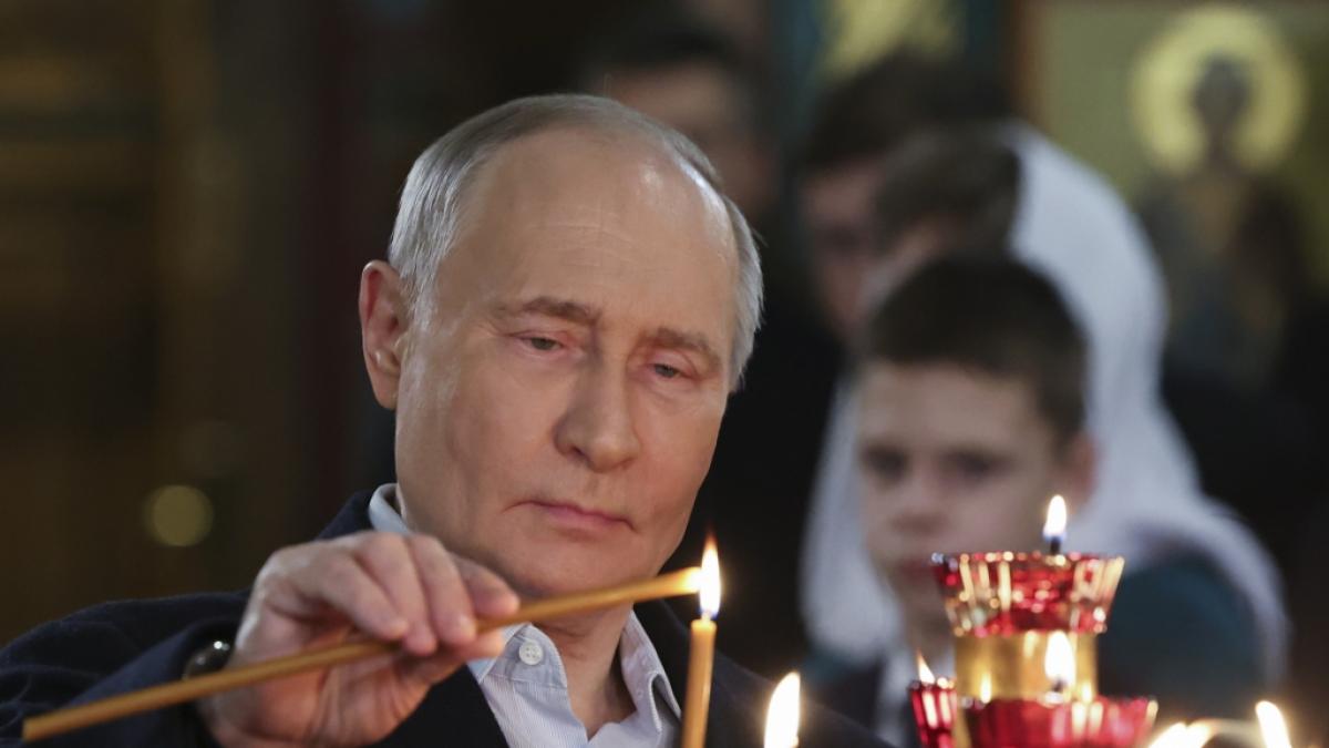 Bizarre Idee von engem Vertrauten: Wladimir Putin soll im Mausoleum Platz f&uuml;r seinen eigenen Leichnam schaffen. (Foto)