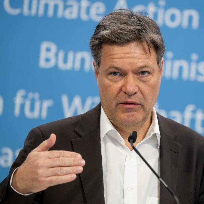 Lobbycontrol kritisiert Habecks Wechsel in die Wirtschaft