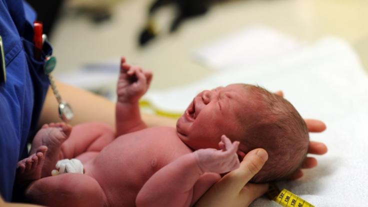 In Kolumbien kam ein Baby schwanger zur Welt. (Symbolbild)