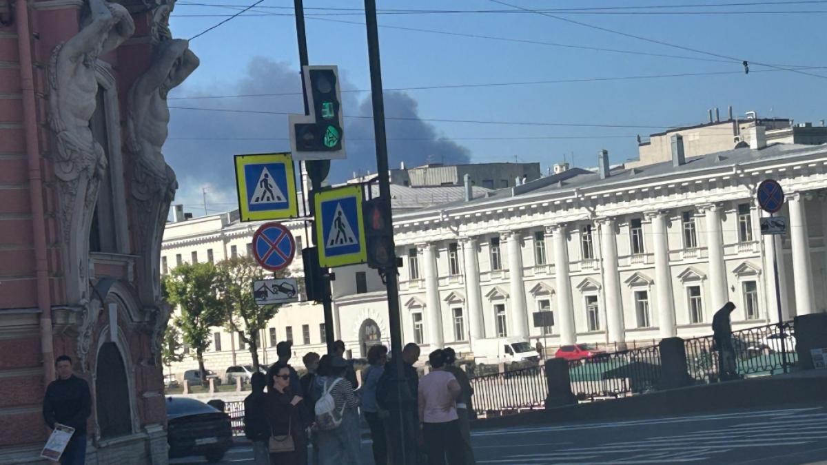Drohnen-Alarm in St. Petersburg: Bei den Angriffen wurde ein &Ouml;lterminal im Gro&szlig;en Hafen getroffen, das zu den bedeutendsten Kraftstofflagern und Exportanlagen des Landes z&auml;hlt. (Foto)