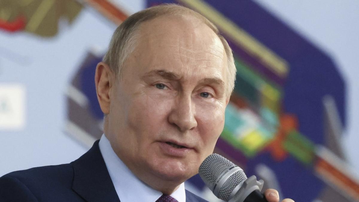 Wladimir Putin provoziert die Nato, indem er Kriegsschiffe und Flugzeuge in ihr Gebiet entsendet. (Foto)