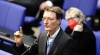 Unbekannte haben das Privatauto von Karl Lauterbach beschmiert.