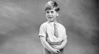 Prinz Charles wurde 1947 als erster Sohn von Queen Elisabeth II. (damals noch Prinzessin Elisabeth) und ihrem Prinzgemahl Philip geboren. Damit ist er der Erste in der Reihe der britischen Thronfolge.