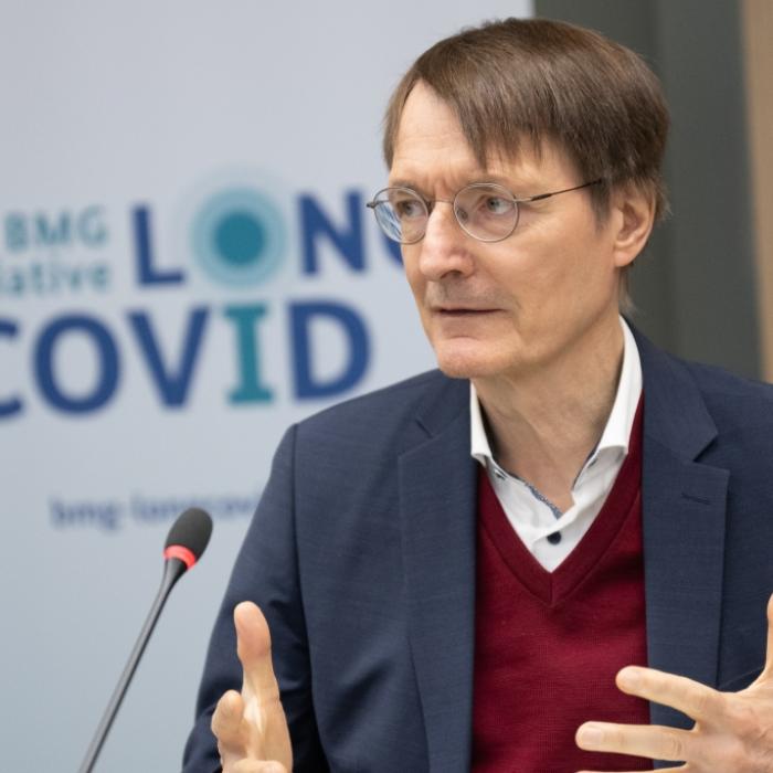 Stanford-Professor rechnet mit 
