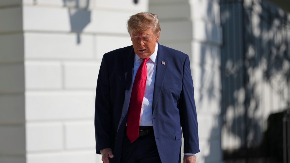 Milliardenklage gegen BBC: Donald Trump muss im Dezember unter Eid aussagen (Foto)