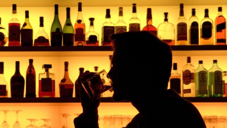 Alkohol steht bei Straight Edgern auf der verbotenen Liste.