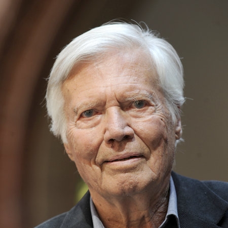 Eigene Tochter an Pädophile verkauft
