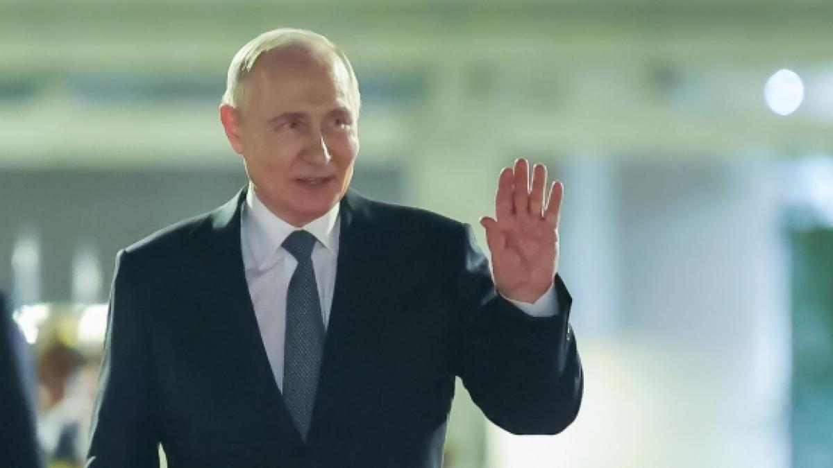 Er schreckt selbst vor dem Einsatz von Phosphor-Bomben nicht zur&uuml;ck - Wladimir Putin. (Foto)