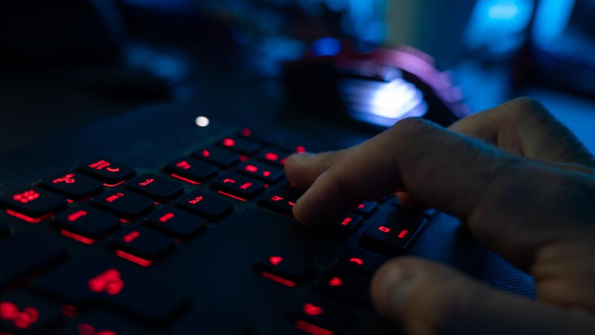 Infolge einer weltweiten Sicherheitsl&uuml;cke sind weiterhin zahlreiche Internetseiten in Deutschland betroffen. (Foto)
