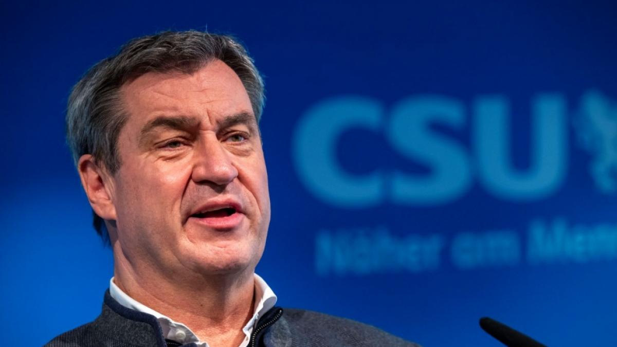 Markus S&ouml;der machte auf einem Volksfest in Mering seine Haltung zum Gendern deutlich. (Foto)